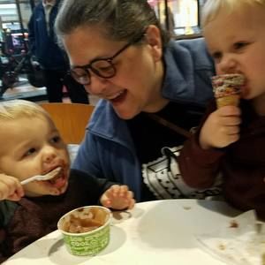 Meet your Posher, Sandy